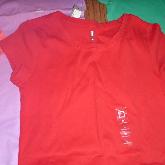 5 Woman's 100% Cotton Tee Shirts - Picture 5 of 6